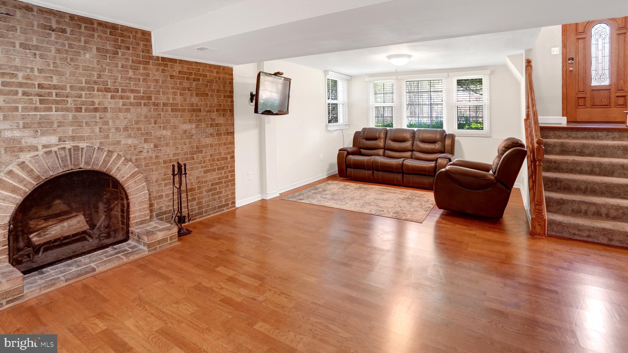 14400 Morton Hall Road Silver Spring, MD 20906 - Photo 11 of 32 Great den