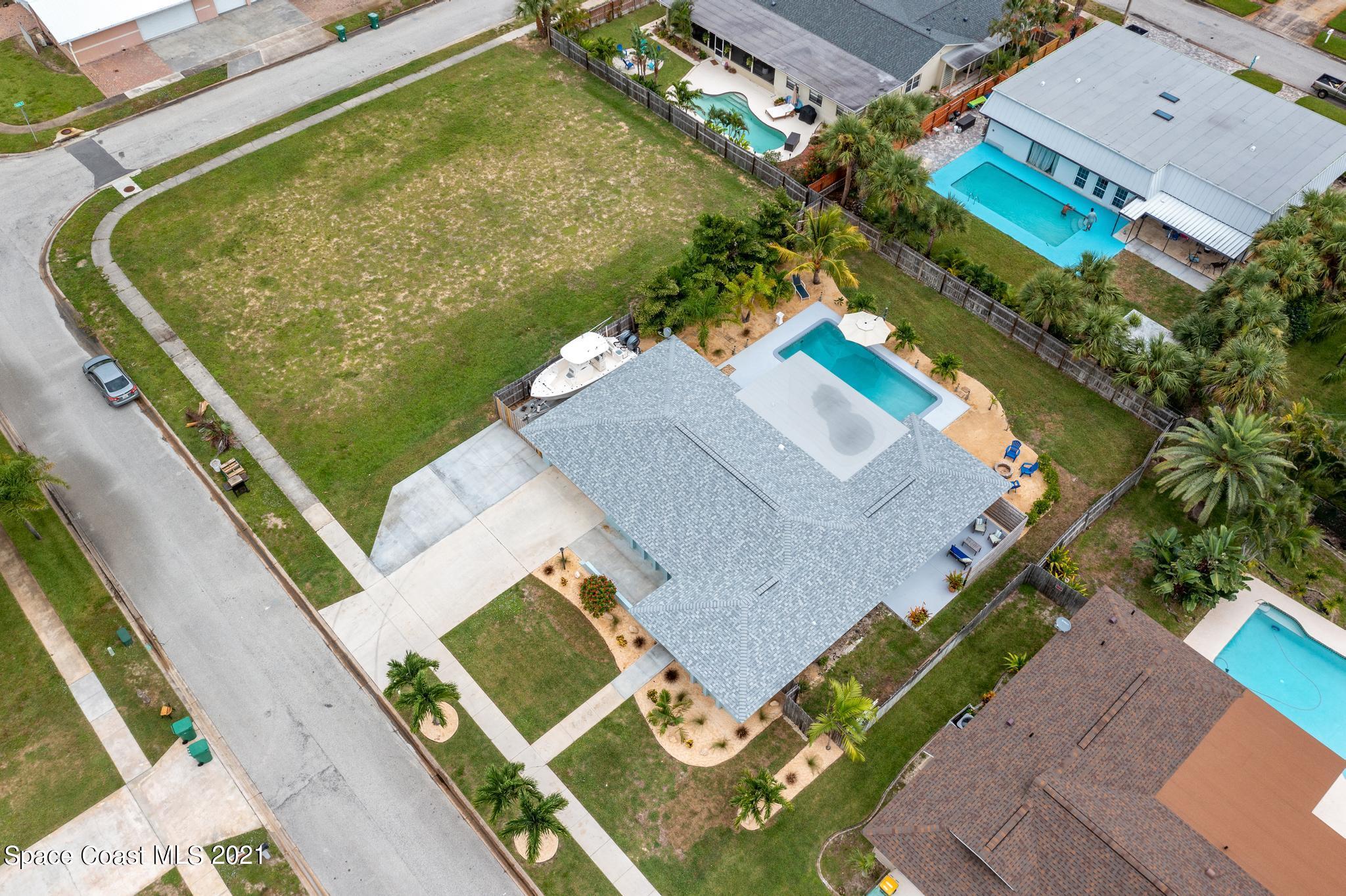 194 Sand Dollar Road Indialantic, FL 32903 - Photo 24 of 26 25 - 194 Sand Dollar Rd (63)