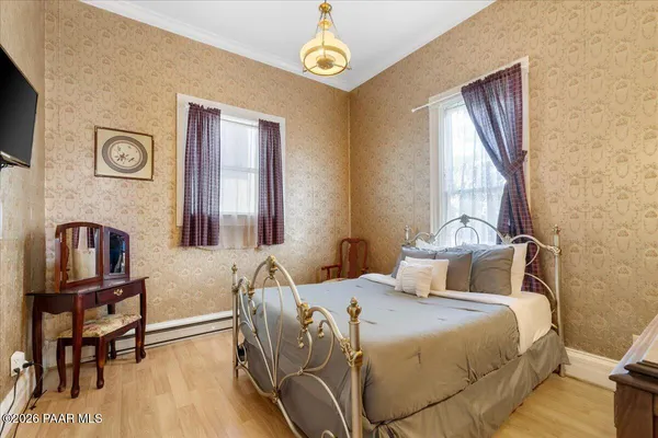 $995,000 | 346 South Montezuma Street, Prescott, AZ 86303