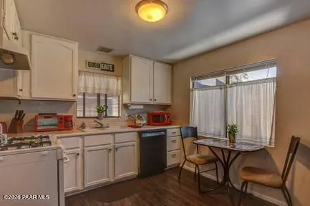 $995,000 | 346 South Montezuma Street, Prescott, AZ 86303