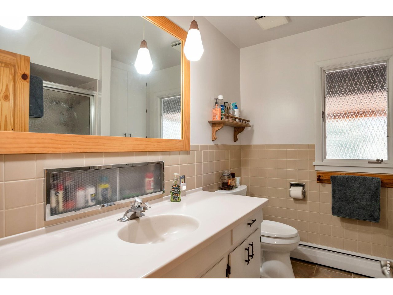1477 Kiowa Road Lyons, CO 80540 - Photo 41 of 45 Bath room