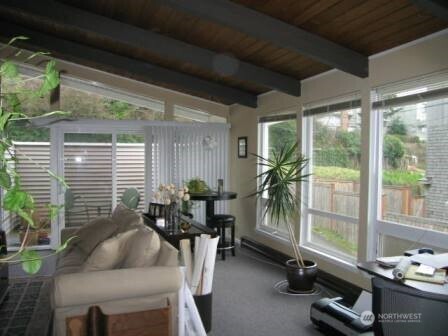 2513 13th Avenue West Seattle, WA 98119 - Photo 17 of 28