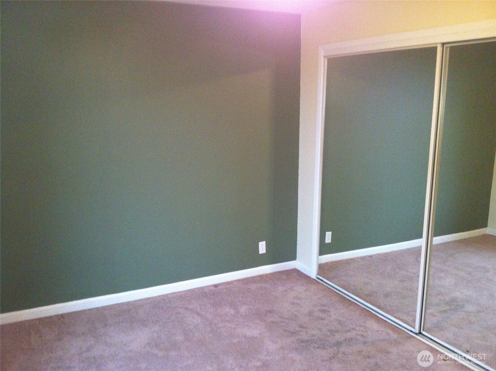 2513 13th Avenue West Seattle, WA 98119 - Photo 19 of 28