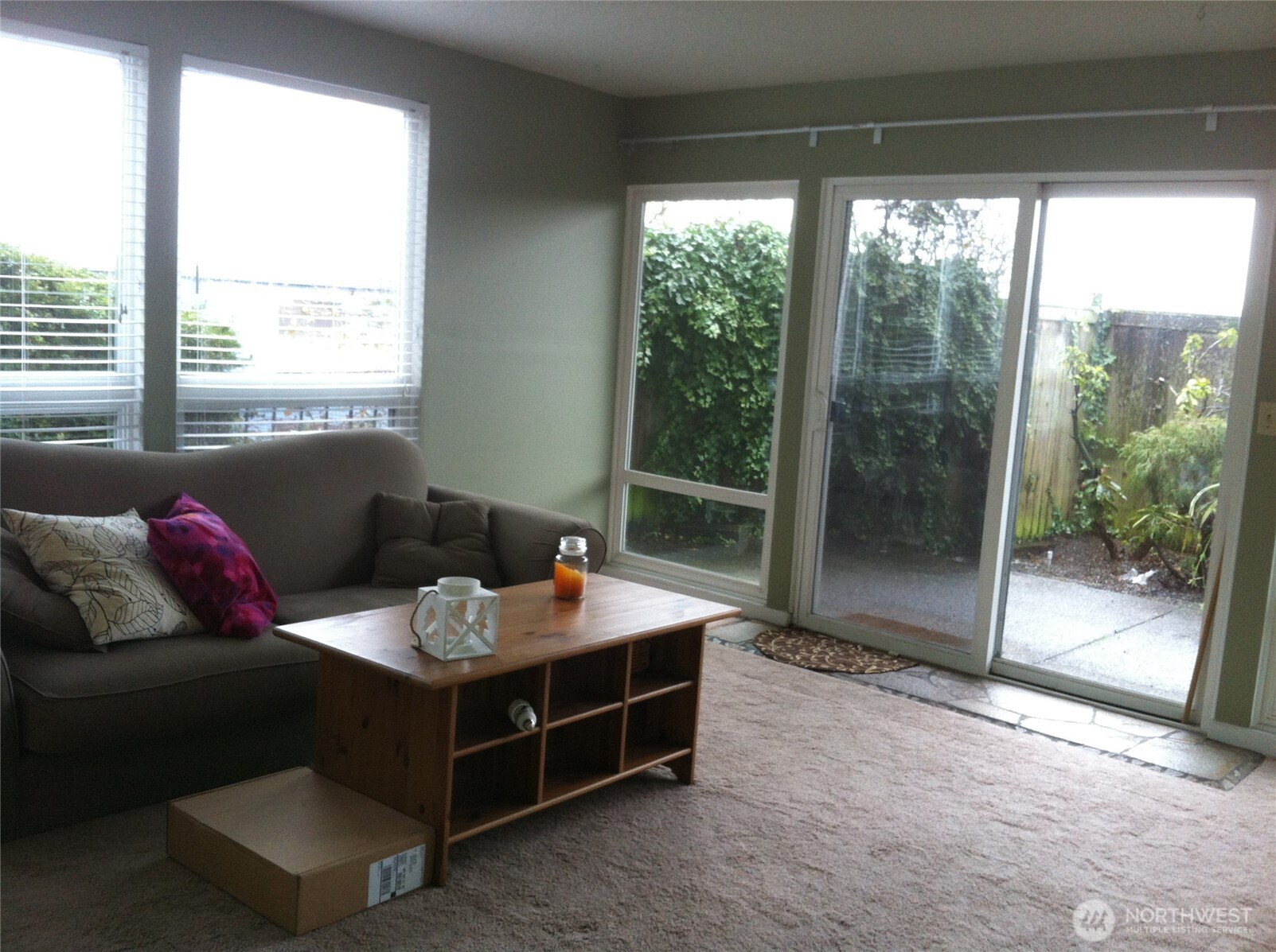 2513 13th Avenue West Seattle, WA 98119 - Photo 20 of 28