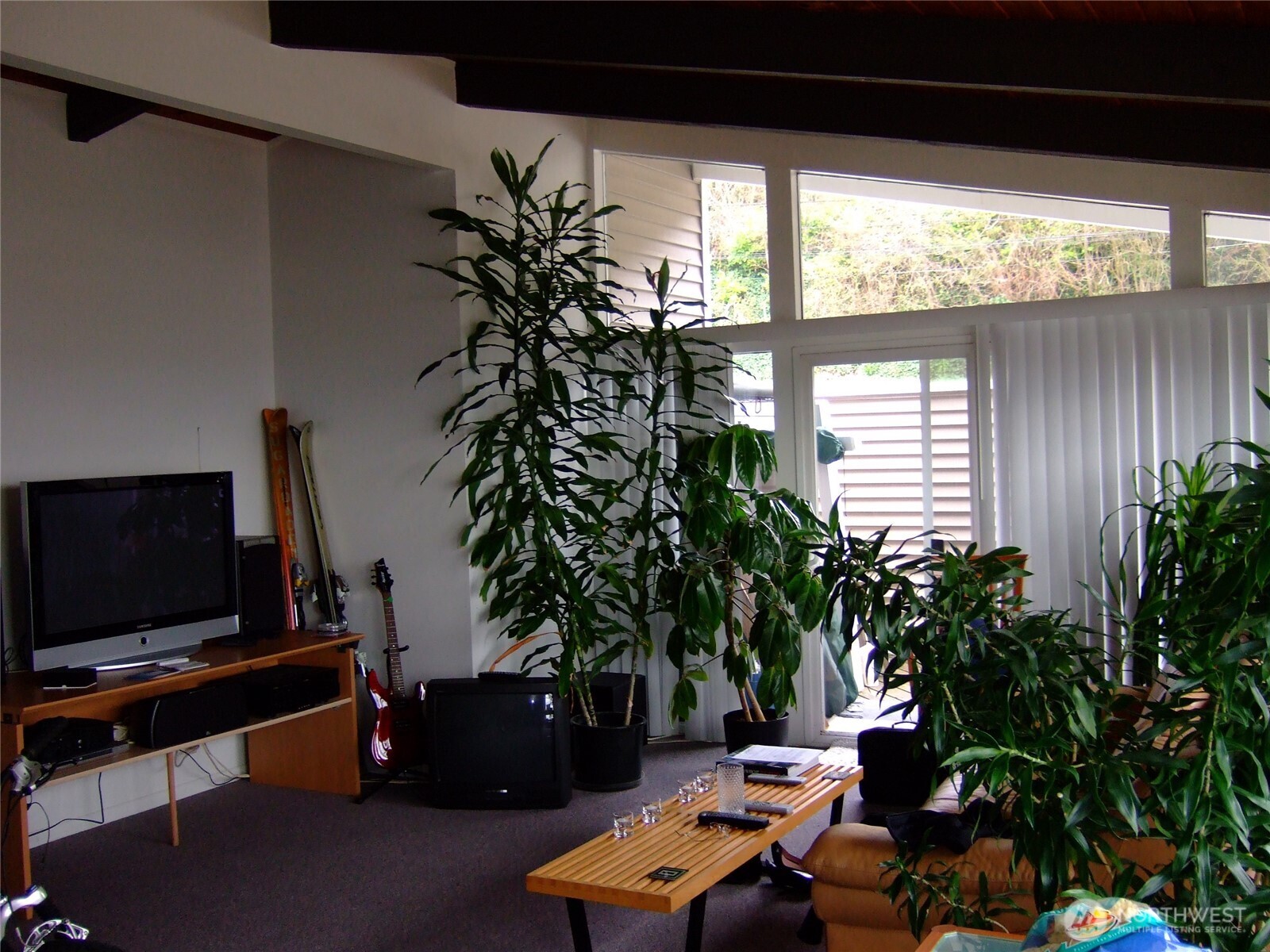 2513 13th Avenue West Seattle, WA 98119 - Photo 8 of 28