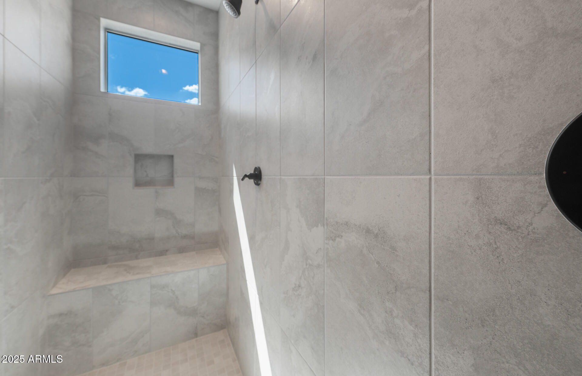 7906 West Mockingbird Way Florence, AZ 85132 - Photo 21 of 36 a bathroom with a shower