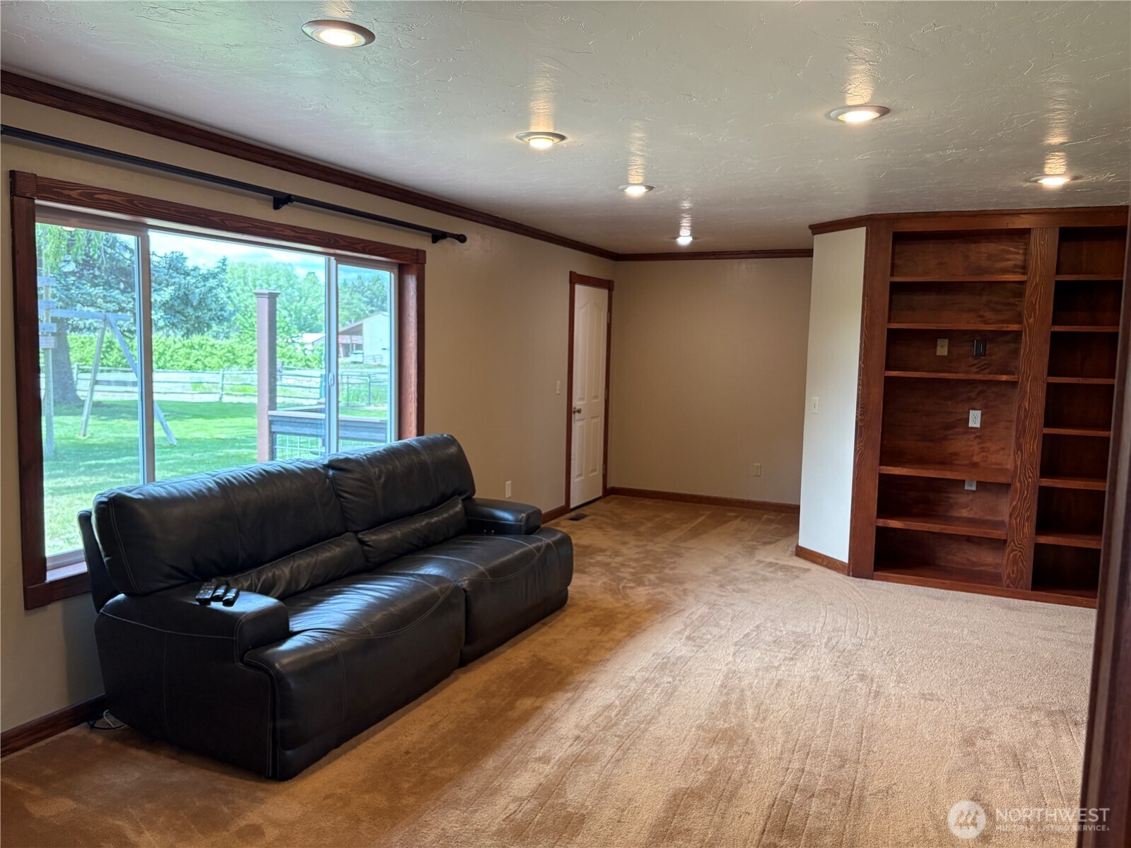 54 Jaquish Road Omak, WA 98841 - Photo 3 of 40