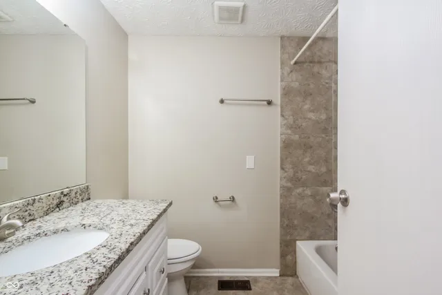 $2,155 | 5678 Colonist Circle, Indianapolis, IN 46254