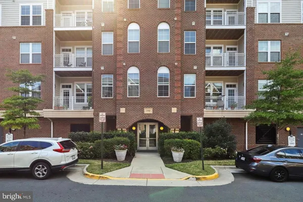 $465,000 | 3160 John Glenn Street, Unit 501, Herndon, VA 20171
