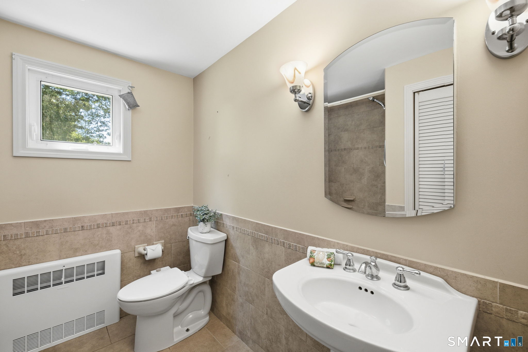 130 Broad Street Manchester, CT 06042 - Photo 16 of 38