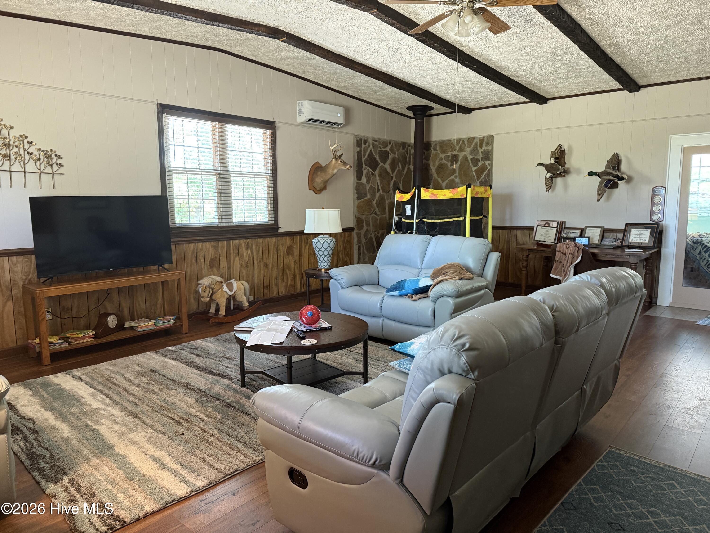 3731 Marsh Road Bladenboro, NC 28320 - Photo 4 of 19 IMG_1673