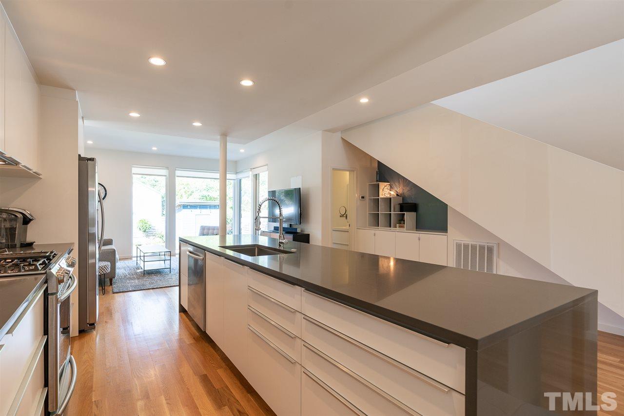 612 Wynne Street Raleigh, NC 27601 - Photo 11 of 30 Gallery Image 11