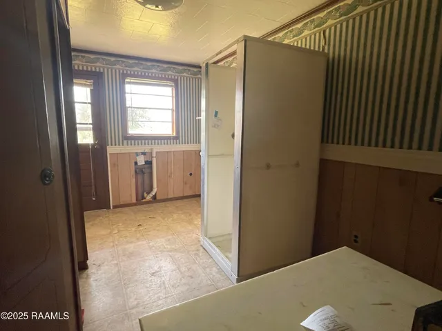 $87,700 | 910 South Railroad Street, Delcambre, LA 70528