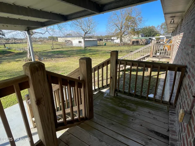 $87,700 | 910 South Railroad Street, Delcambre, LA 70528