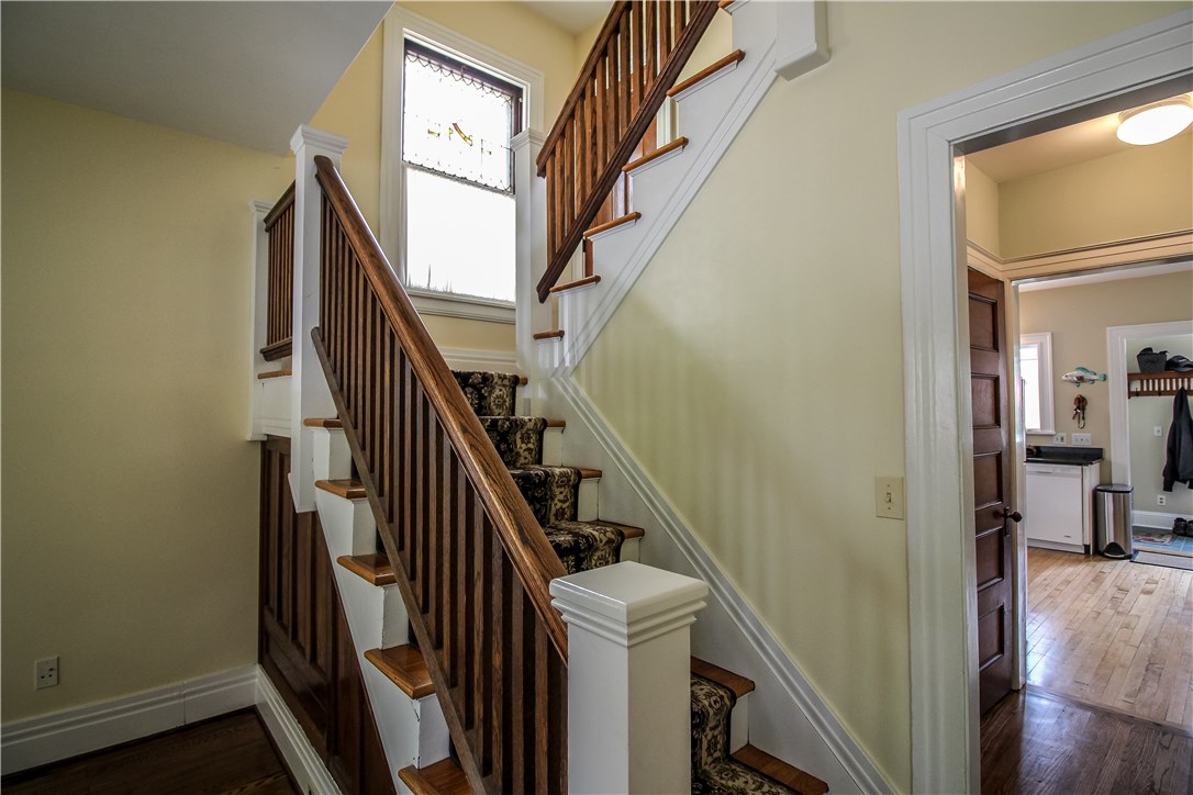 194 Brunswick Street Rochester, NY 14607 - Photo 11 of 27