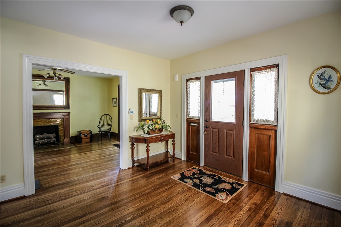 194 Brunswick Street Rochester, NY 14607 - Photo 3 of 27