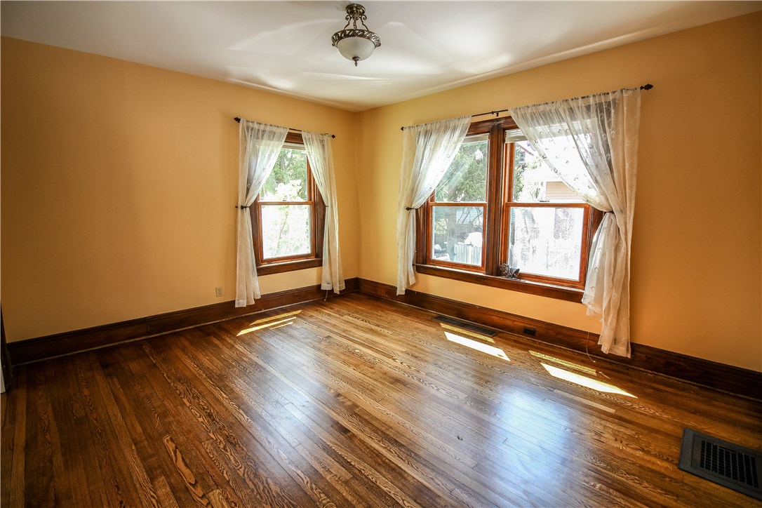 194 Brunswick Street Rochester, NY 14607 - Photo 7 of 27