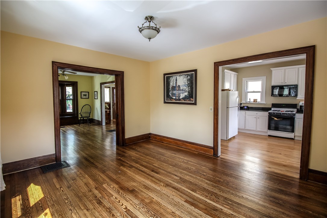 194 Brunswick Street Rochester, NY 14607 - Photo 8 of 27