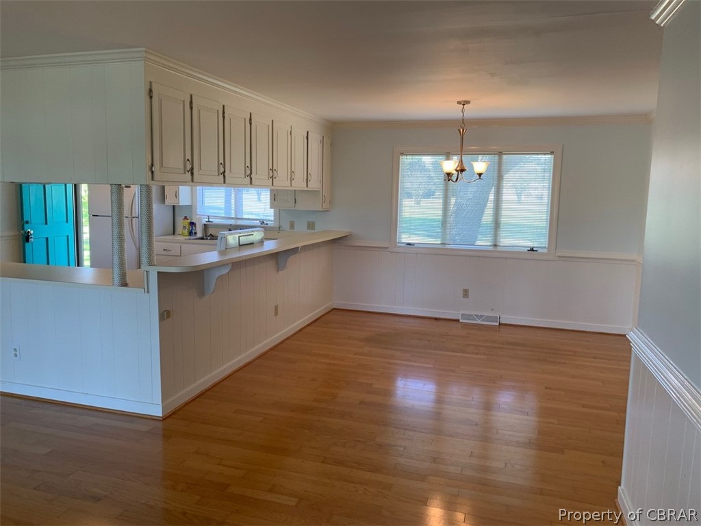 312 Eubank Landing Road Topping, VA 23169 - Photo 10 of 17 Dining area