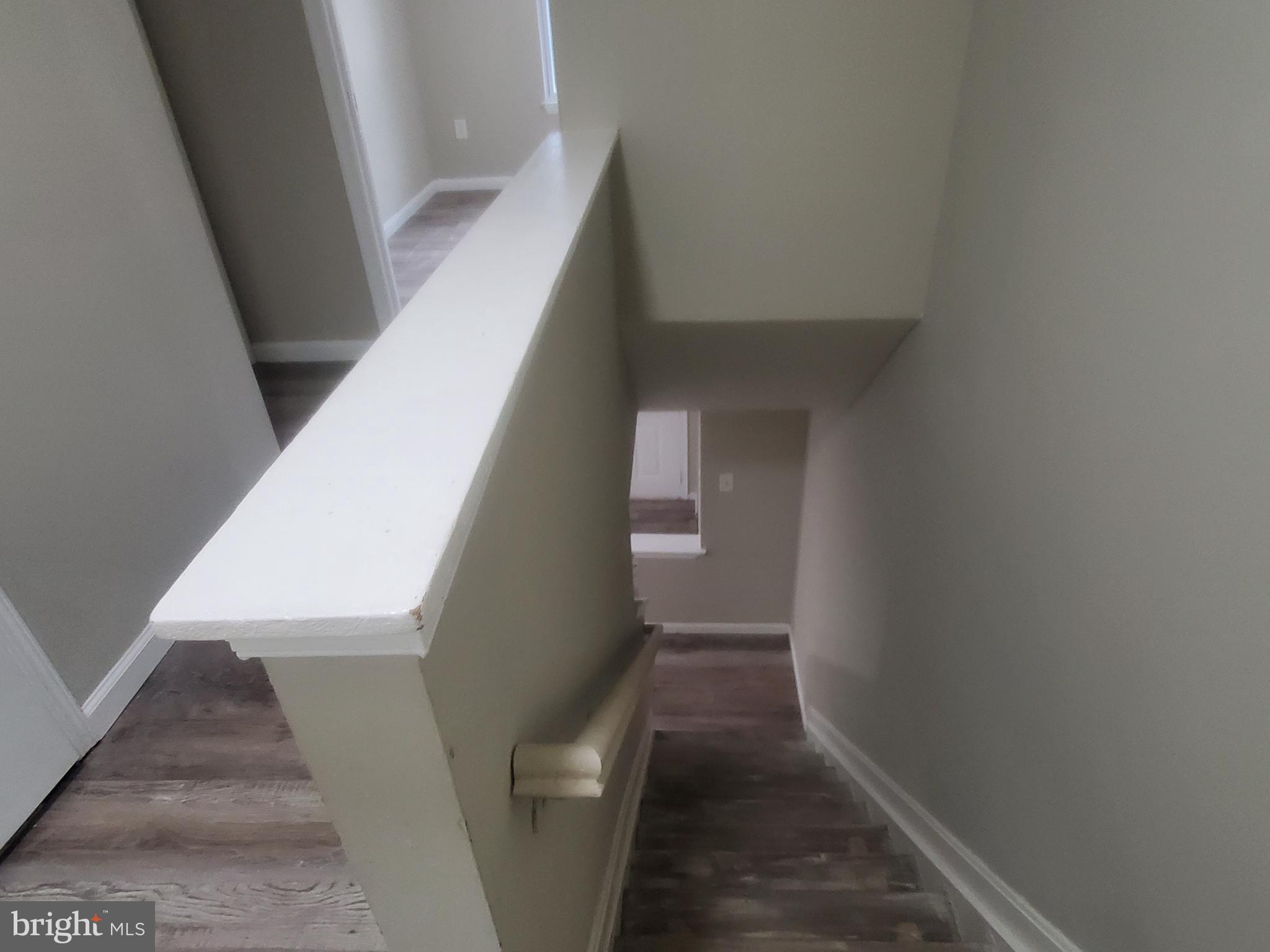 14813 Hammersmith Circle Silver Spring, MD 20906 - Photo 11 of 36 a view of entryway