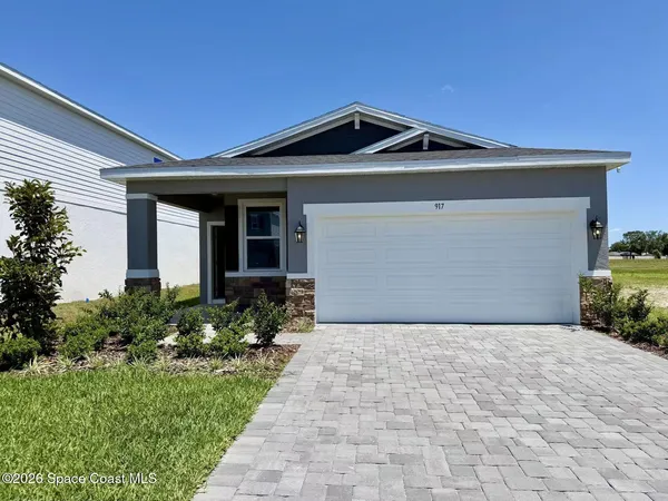 $2,350 | 917 Castleford Avenue Northeast, Palm Bay, FL 32905