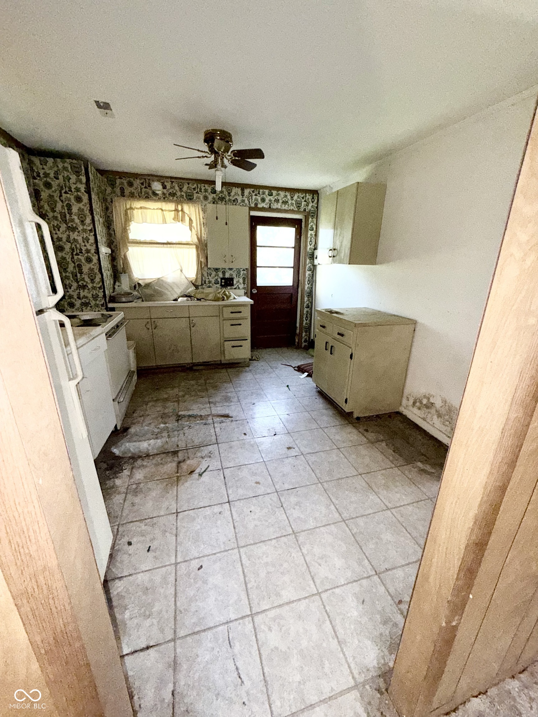 500 Averitt Road Greenwood, IN 46142 - Photo 41 of 55