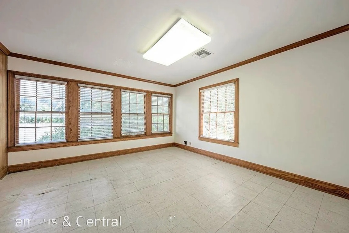 1919 Robbins Place Austin, TX 78705 - Photo 26 of 28 a view of an empty room with a window