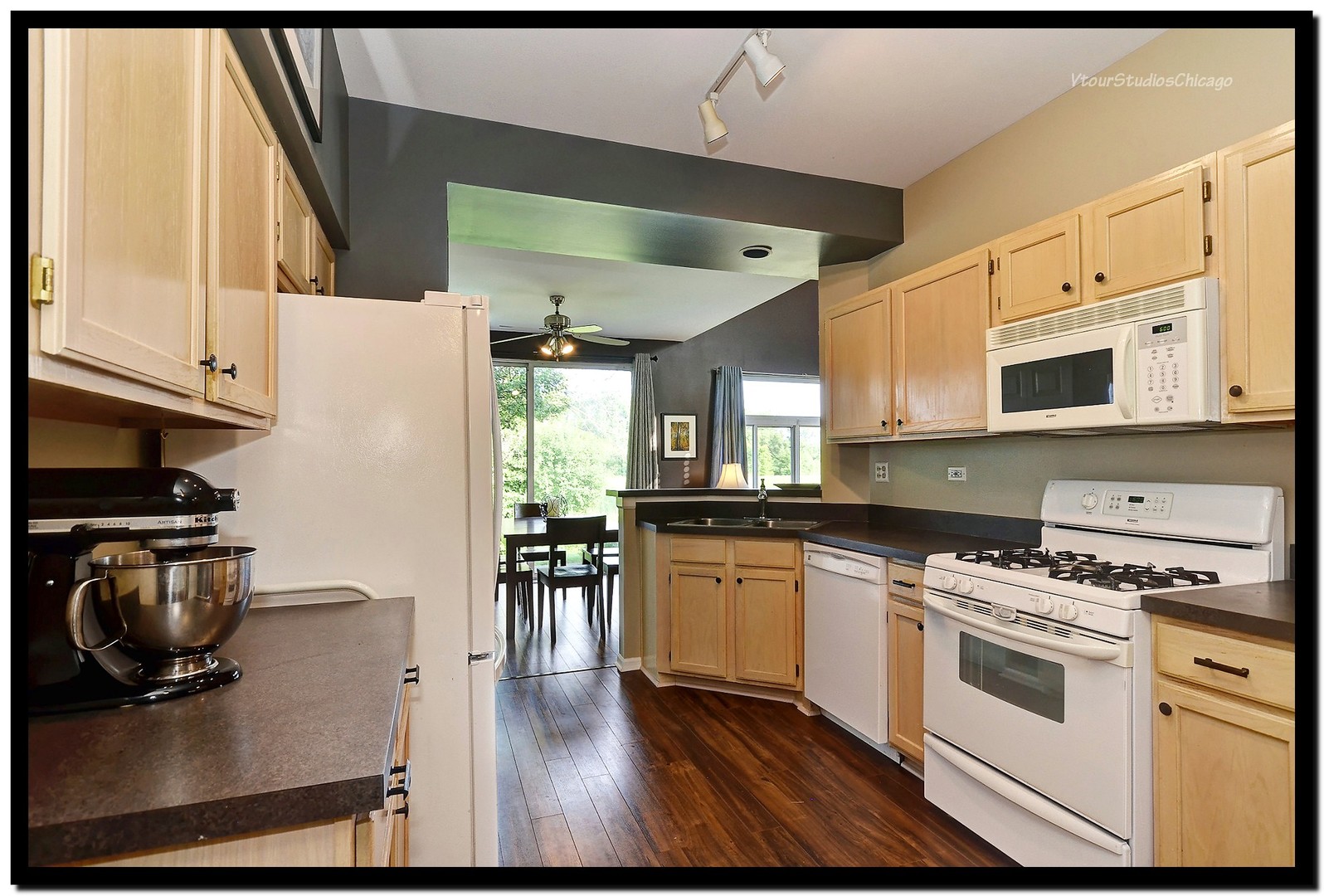 8299 Ripple Ridge, Unit 8299 Darien, IL 60561 - Photo 6 of 26