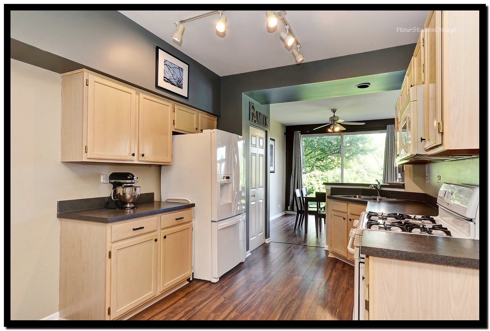 8299 Ripple Ridge, Unit 8299 Darien, IL 60561 - Photo 7 of 26