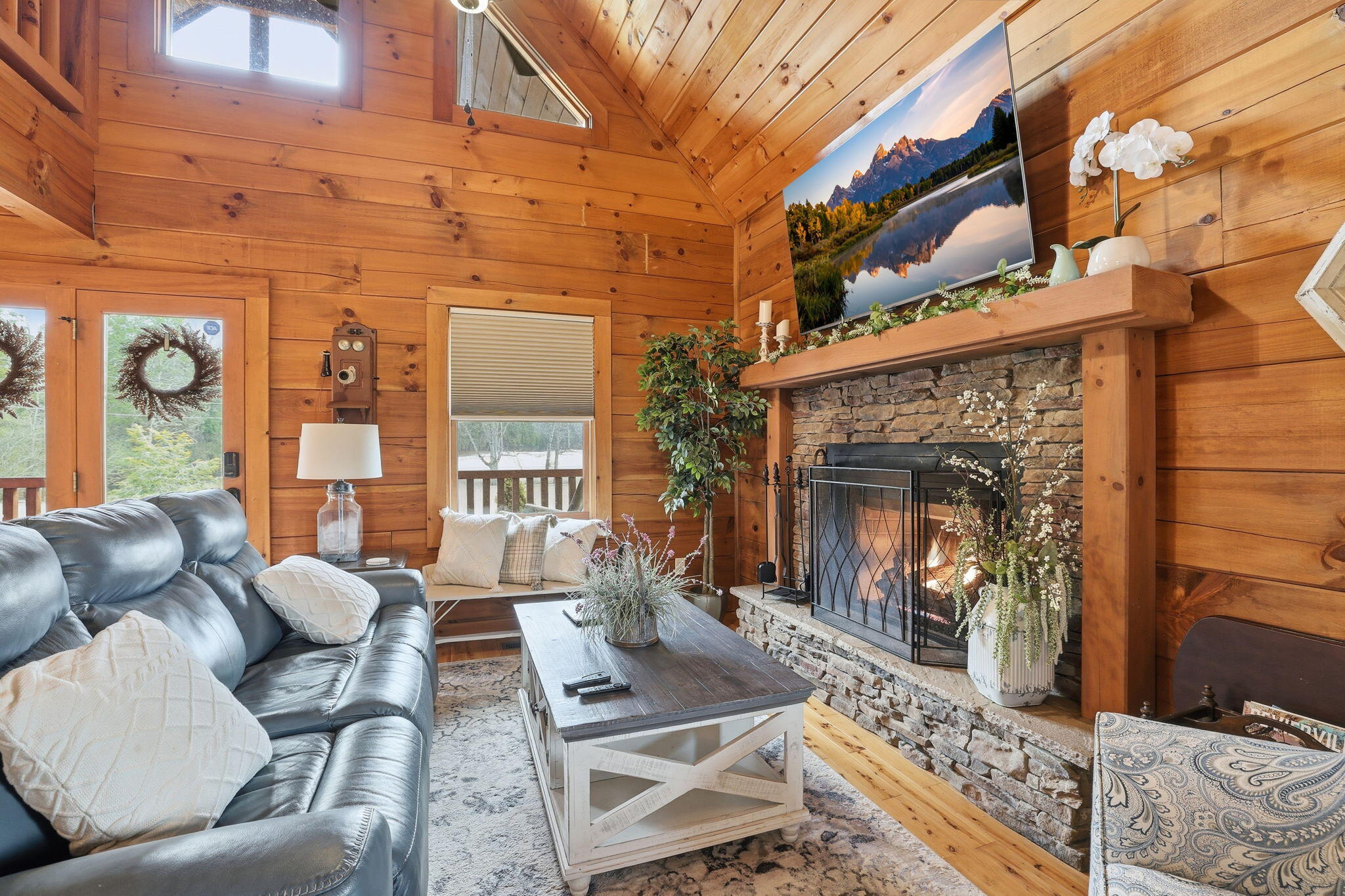 313 Lowry Lane Chickamauga, GA 30707 - Photo 22 of 57 living