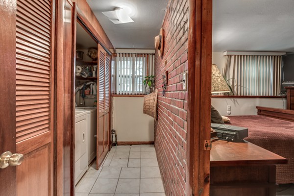27 Running Brook Road Boston, MA 02132 - Photo 25 of 30 Gallery Image 25