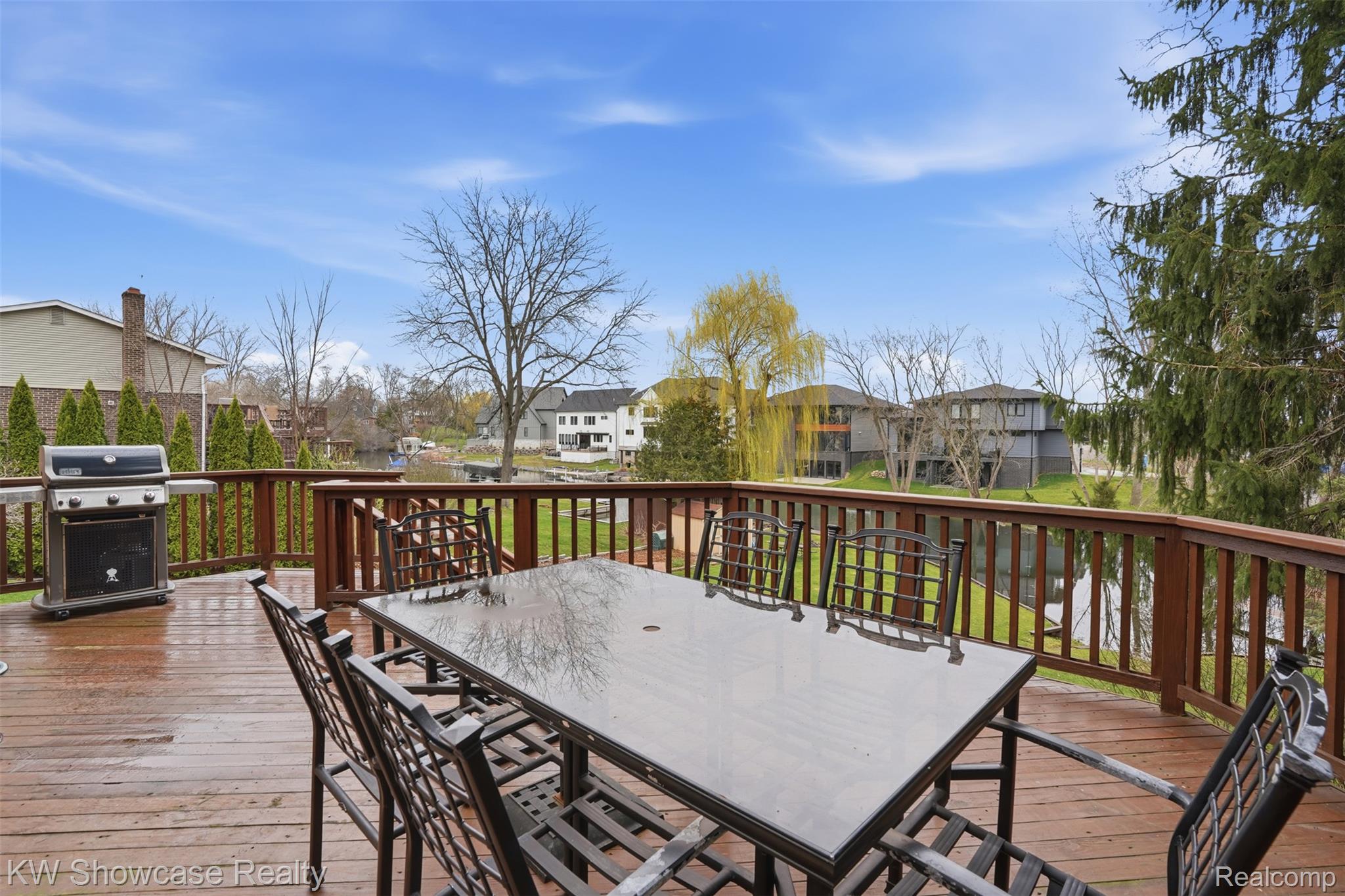 3330 Benstein Road Commerce Township, MI 48382 - Photo 9 of 40 Deck off kitchen - outdoor living!