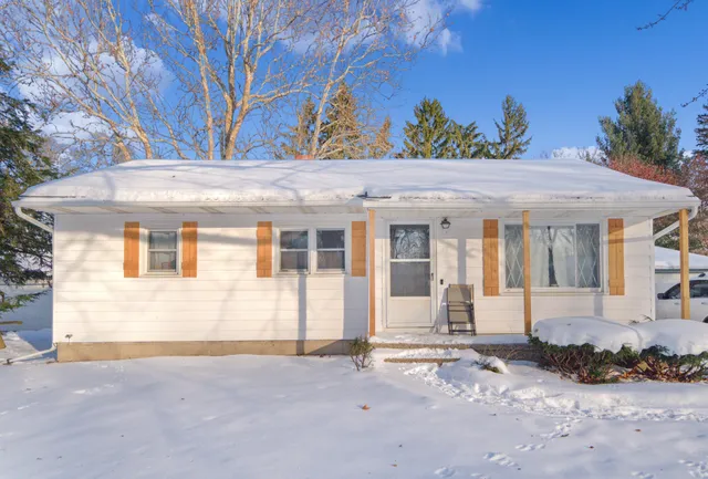 $249,900 | 1393 Katrina Drive Southeast, Grand Rapids, MI 49508