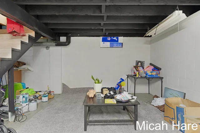 $249,900 | 1393 Katrina Drive Southeast, Grand Rapids, MI 49508