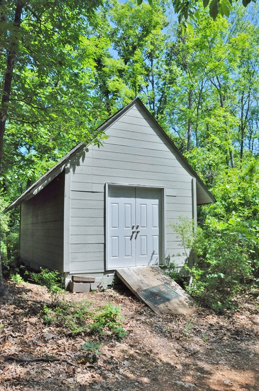 817 Barnes Mill Road Hamilton, GA 31811 - Photo 22 of 26 Shed