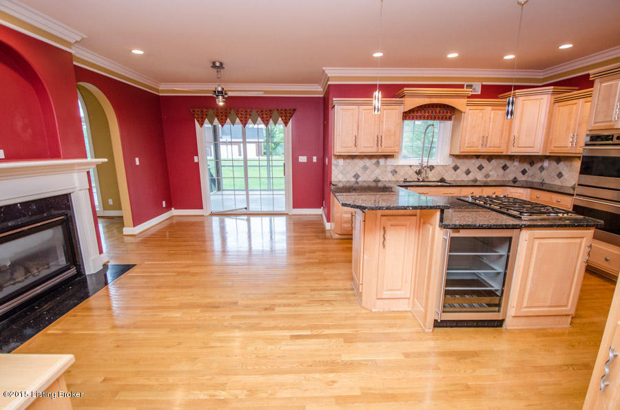 12705 Ridgemoor Drive Prospect, KY 40059 - Photo 25 of 73 Kitchen