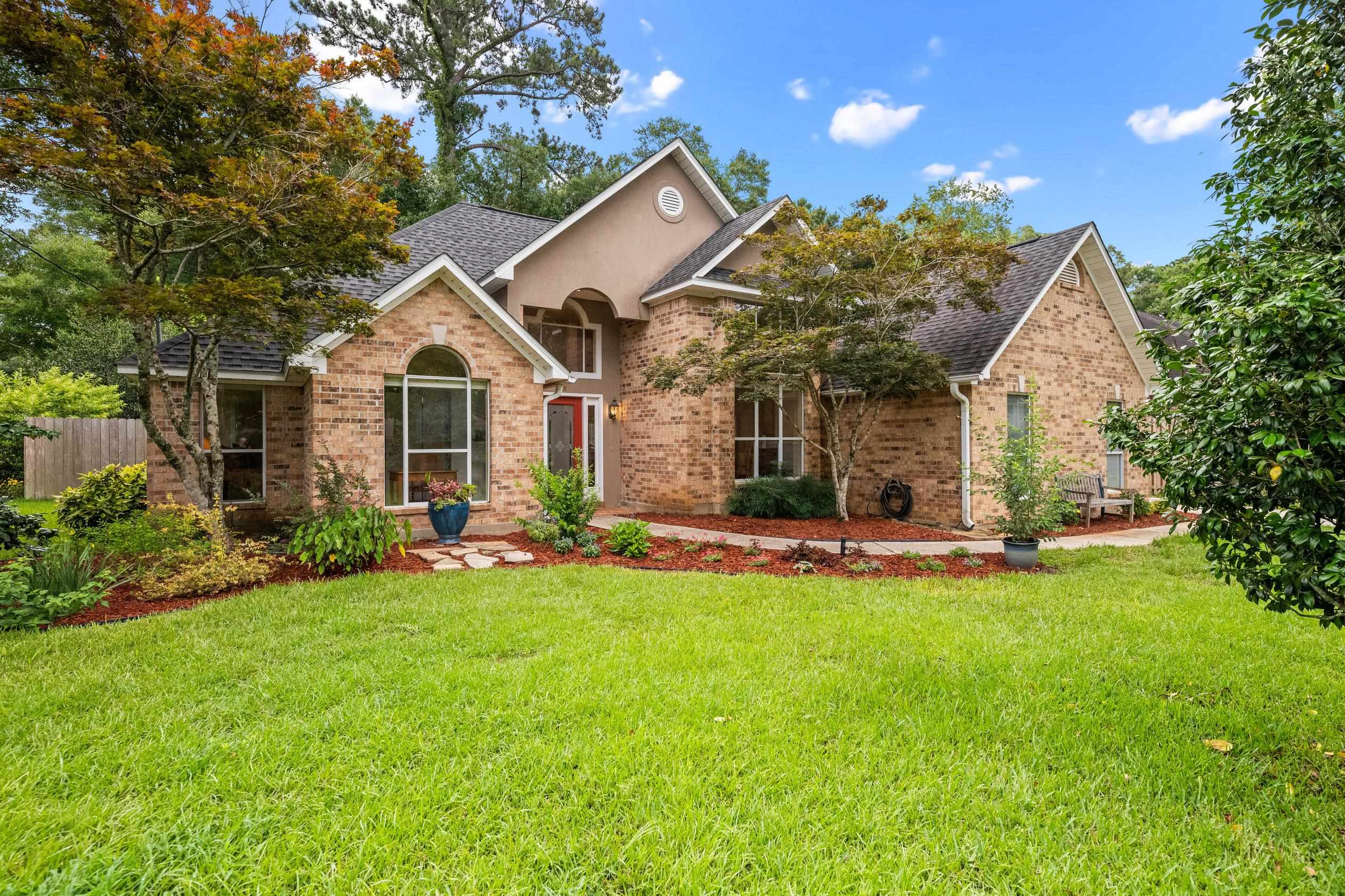 68 Paddock Drive Fairhope, AL 36532 - Photo 2 of 39 Front Of Structure