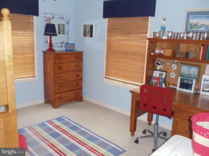 384 North Shore Road Pasadena, MD 21122 - Photo 14 of 28 Bedroom #2