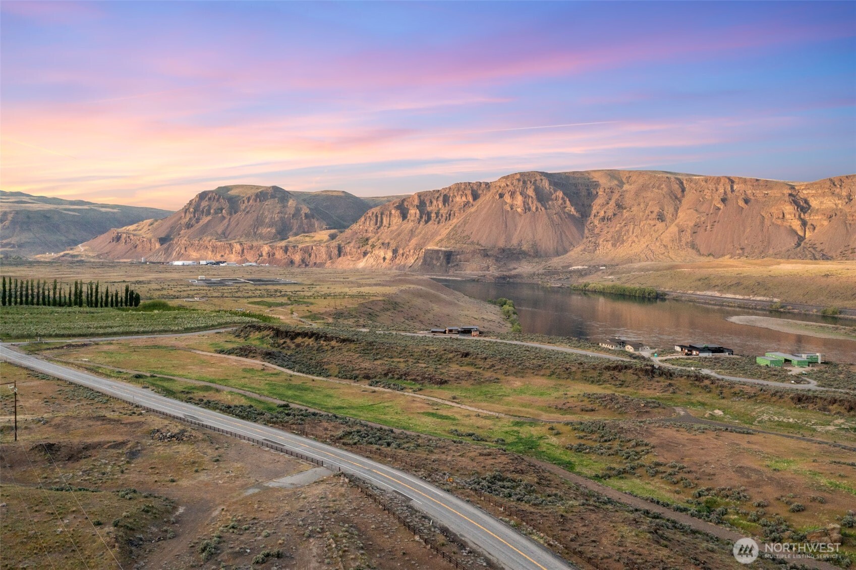 a view of an ocean beach