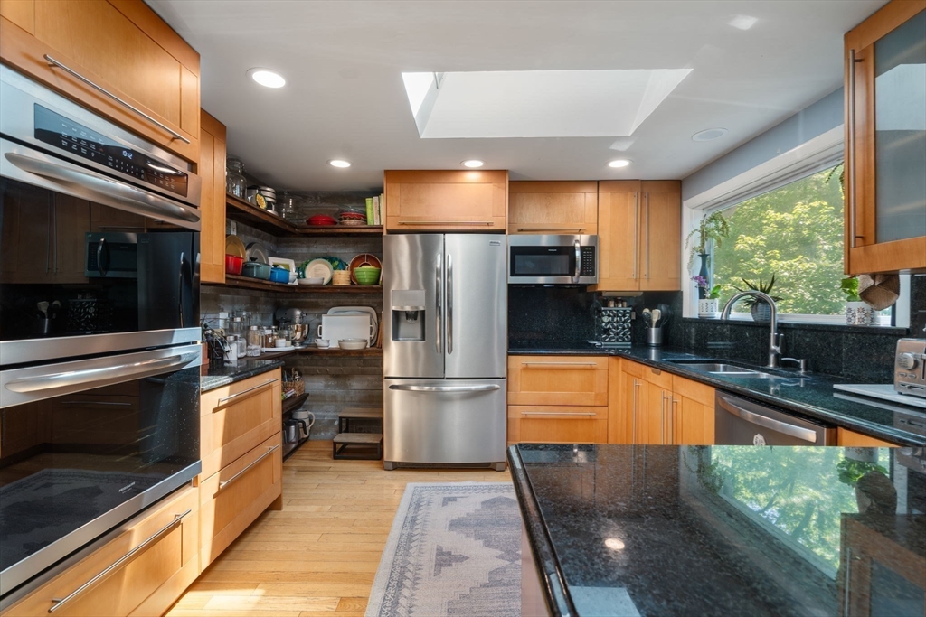 170 Hudson Road Stow, MA 01775 - Photo 13 of 42