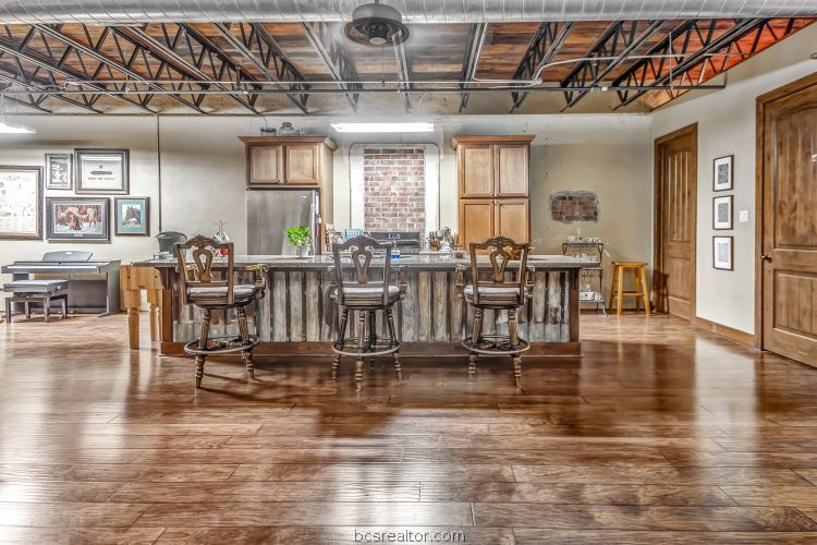211 North Main Street, Unit 22 Bryan, TX 77803 - Photo 7 of 11