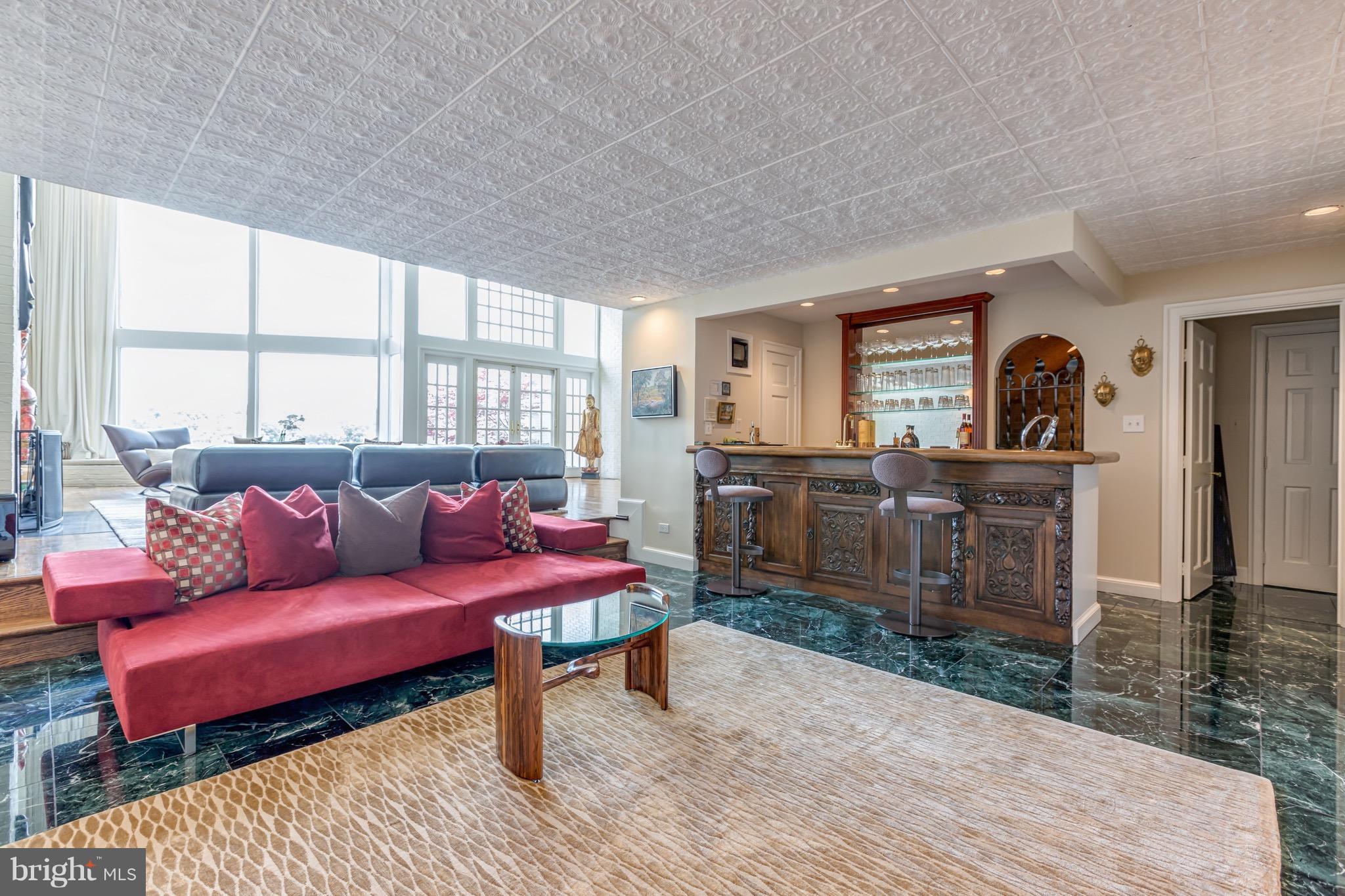 187 Chain Bridge Road Arlington, VA 22101 - Photo 8 of 24 Sunken living/family room