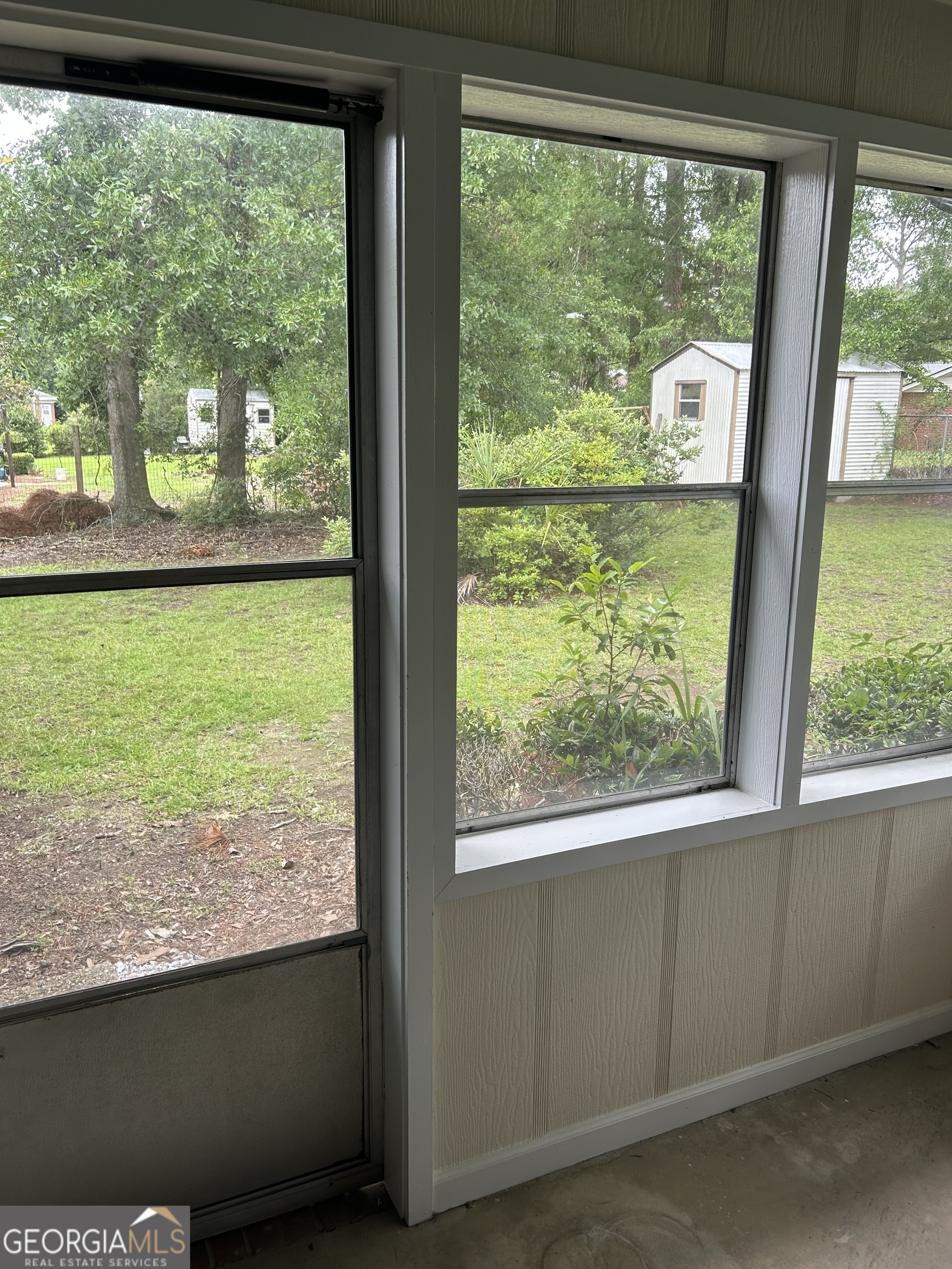 809 Penn Place Tifton, GA 31794 - Photo 4 of 11 Back porch