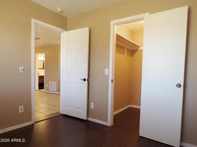 $1,200 | 10033 South Honeysuckle Drive, Hereford, AZ 85615