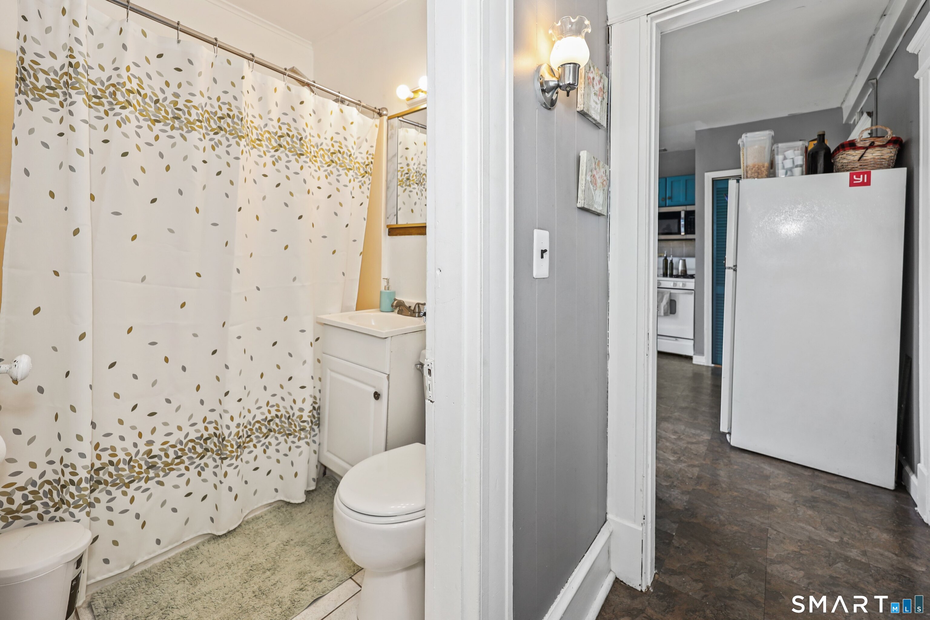 62 Poplar Street Waterbury, CT 06708 - Photo 11 of 20