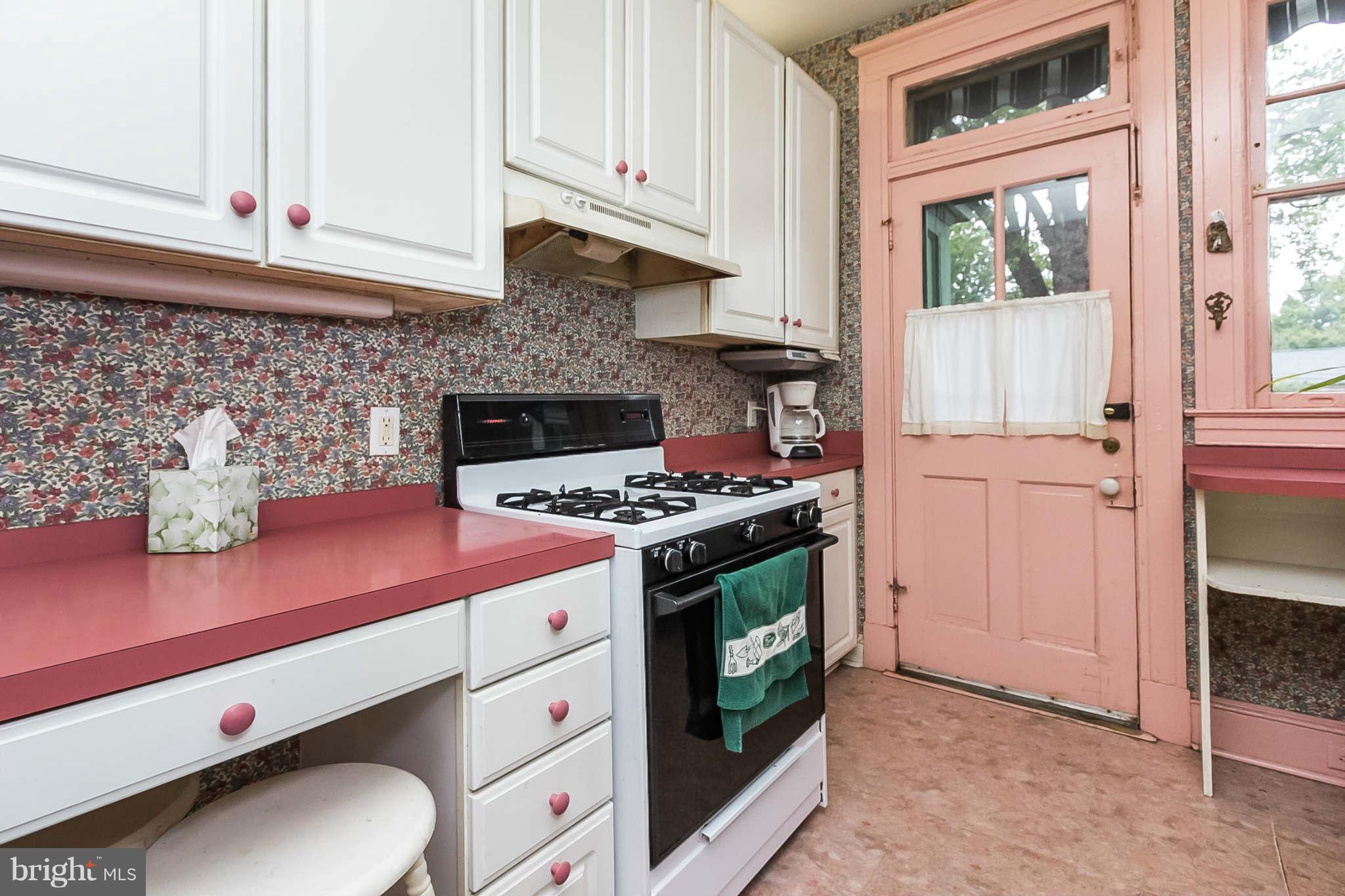 3935 Keswick Road Baltimore, MD 21211 - Photo 11 of 27 Kitchen