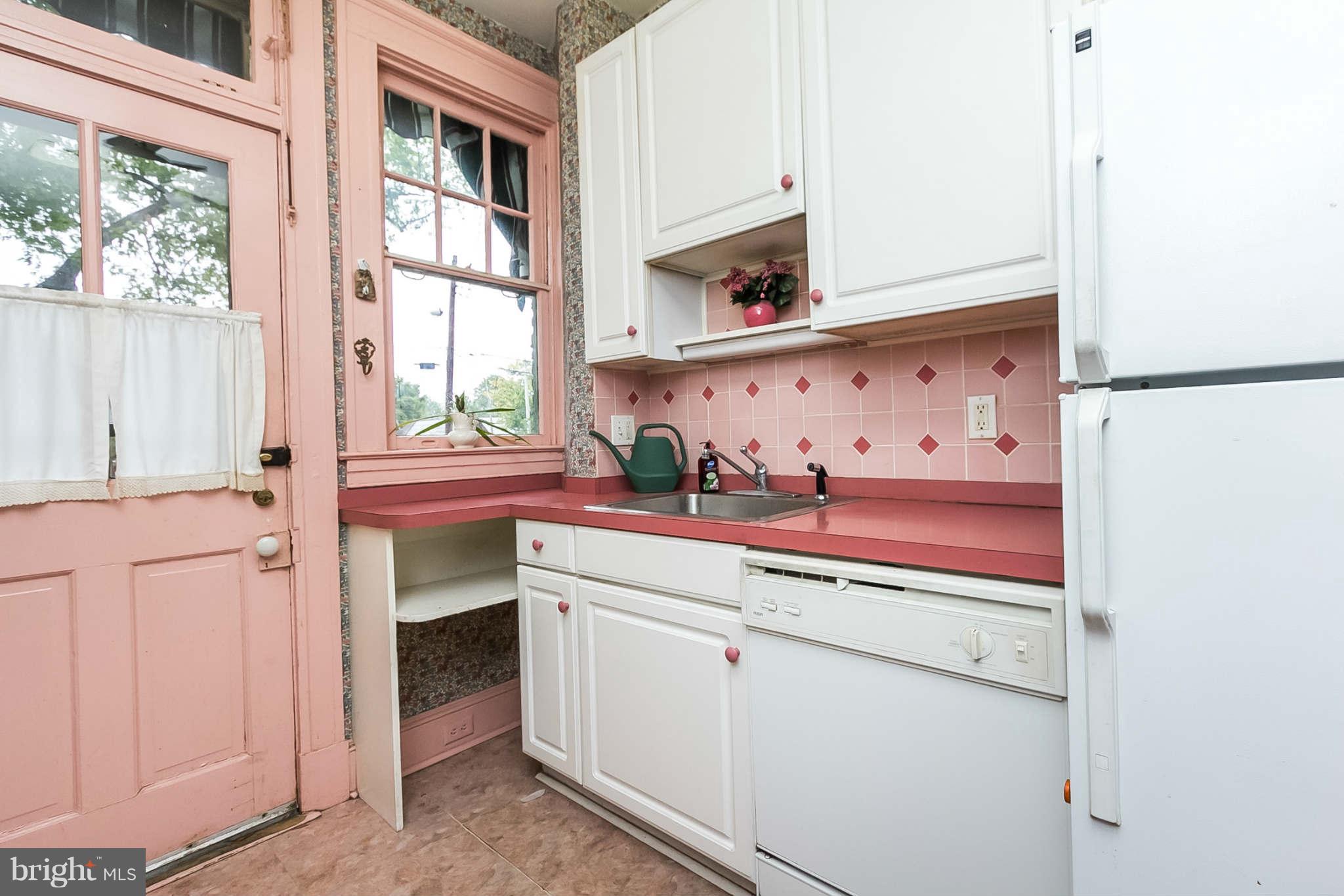 3935 Keswick Road Baltimore, MD 21211 - Photo 12 of 27 Kitchen