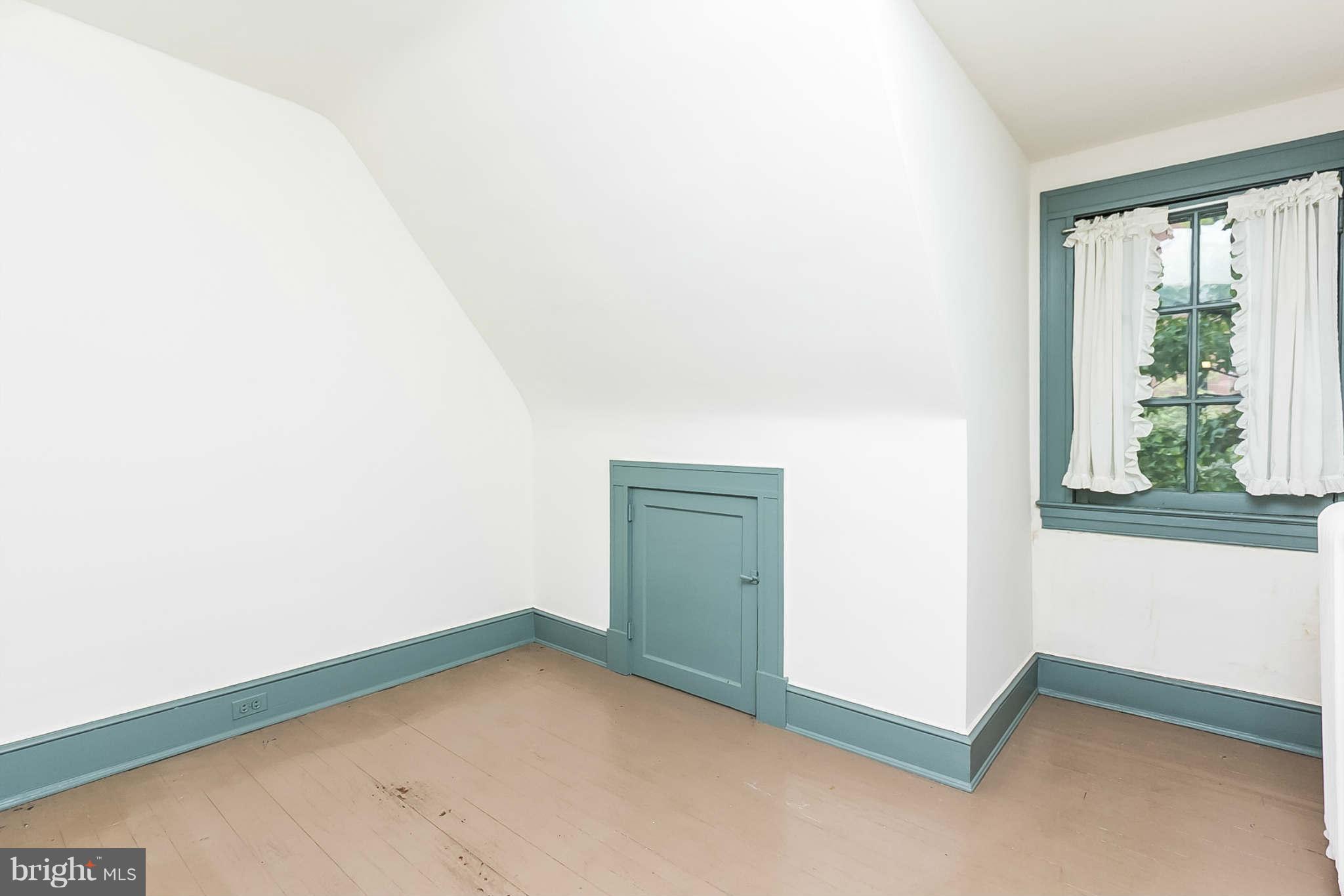 3935 Keswick Road Baltimore, MD 21211 - Photo 23 of 27 Bedroom