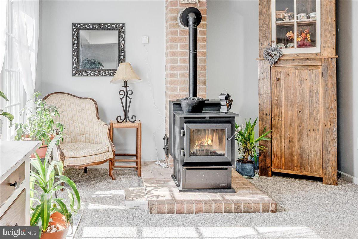 54 Stonegate Road Quakertown, PA 18951 - Photo 11 of 21 Pellet Stove in FR