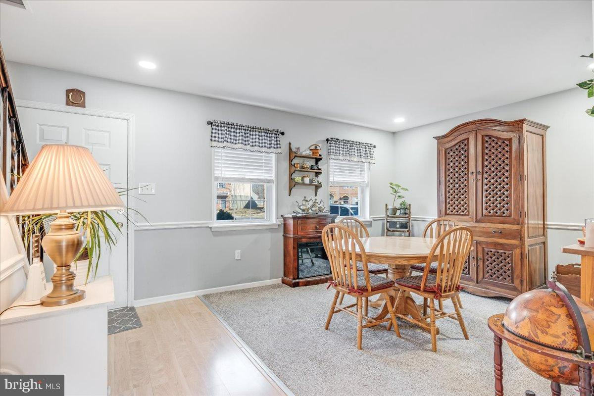 54 Stonegate Road Quakertown, PA 18951 - Photo 2 of 21 Entry into Dining Room